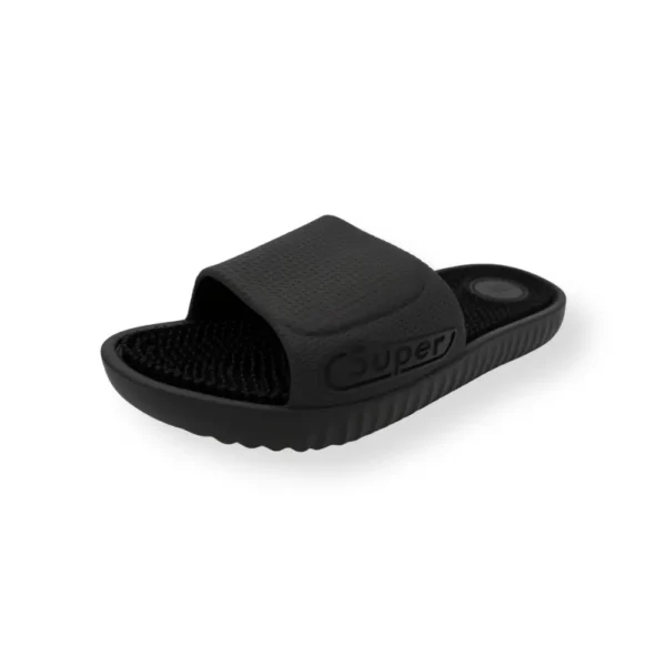 Sandal pijat hitam SSBO pria dengan permukaan insole bintik dan strap empuk